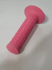 old school NOS single Pink AME A'me No Bubble font Tri bmx  bike grip