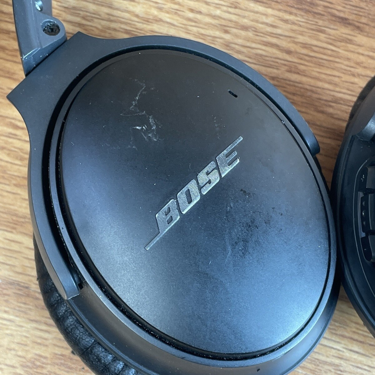 Bose QuietComfort 35 II NoiseCancelling Wireless Headphones Series