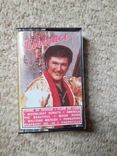 Liberace Plays Moon River  Other Great Songs Cassette