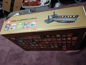 Atari Flashback 8 Gold Deluxe HD Console Wireless Controllers - Gold Used