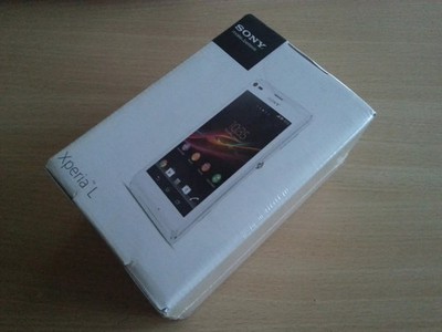 SONY XPERIA L C2105 8GB ROT NEU+OVP+VIELE EXTRAS+RECHNUNG+DHL VERSAND