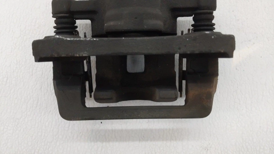 Pinza de freno izquierda conductor trasero Kia Sportage 2005-2010 W09HS Foto 2 de 4