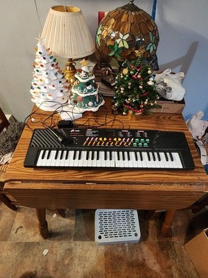 Vintage Plixio M5468 54 Key Electronic Keyboard W/ Cord & Microphone, Tested
