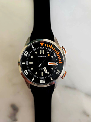 BERNY AM339M Automatik Diver   200 m   Saphirglas   Miyota 8215