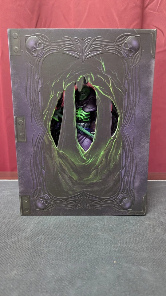 Figura de acción Mattel Creations 2021 MOTU Masterverse Revelation Scare Glow SDCC Foto 2 de 4