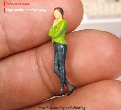 ZD 1:64 Painted Figure  Model ature Resin Diorama Caual Office Lady Green