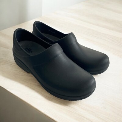 Slip On Crocs Nurse Discount Crocs Women Sz11 Slip Resistant Shoes