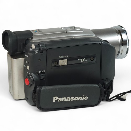 Panasonic NV-DS27 Camcorder MiniDV 600x Zoom CCD Video Camera, Charger, Extras - Picture 6 of 9