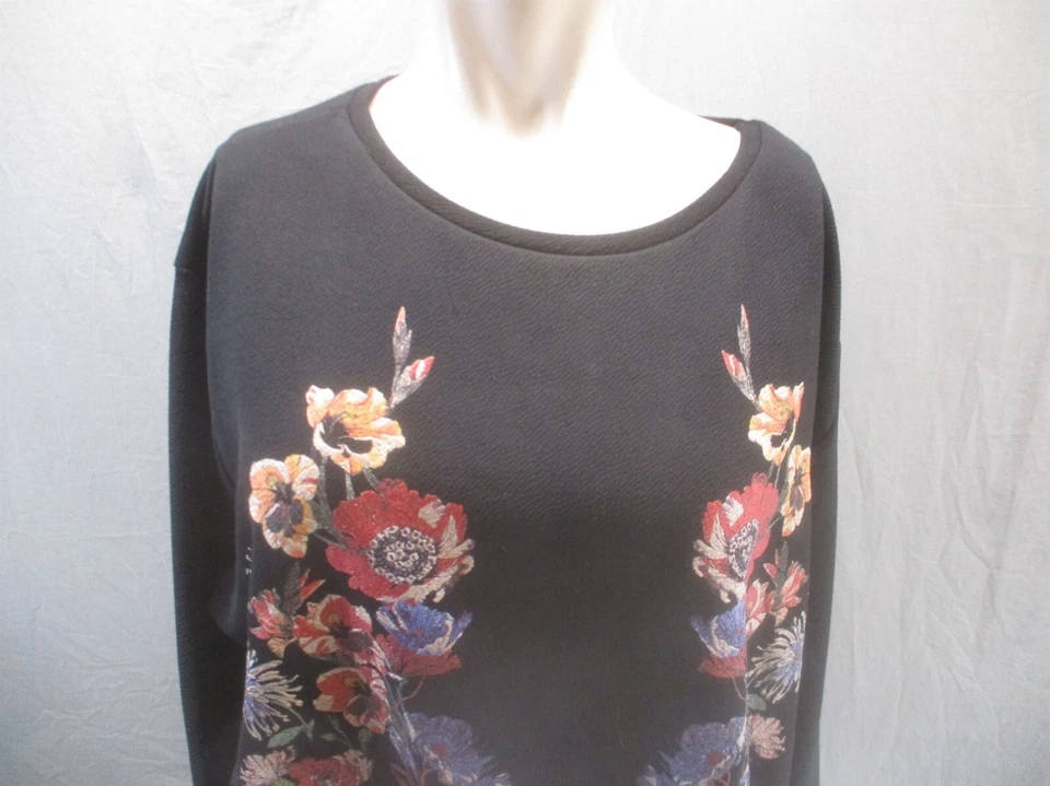 Sudadera informal suelta elástica cuello redondo negra floral talla XL de ZARA 119 Foto 2 de 4