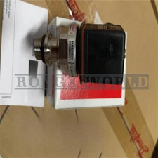 ONE DANFOSS MBS1900 064G6571 Pressure Sensors replace 064G6524 NEW