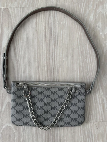 Borsa da cintura firmata Michael Kors MK marsupio grigio catena pull usata in ottime condizioni