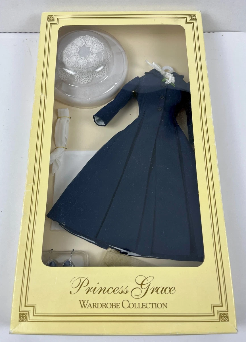 Franklin Mint PRINCESS GRACE KELLY "ARRIVAL IN MONACO" Ensemble Rare
