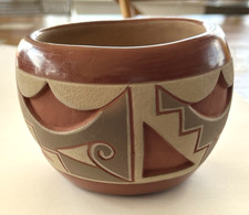 ROSITA DE HERRERA SAN JUAN PUEBLO/POTTERY CARVED PAINTED VASE / 5