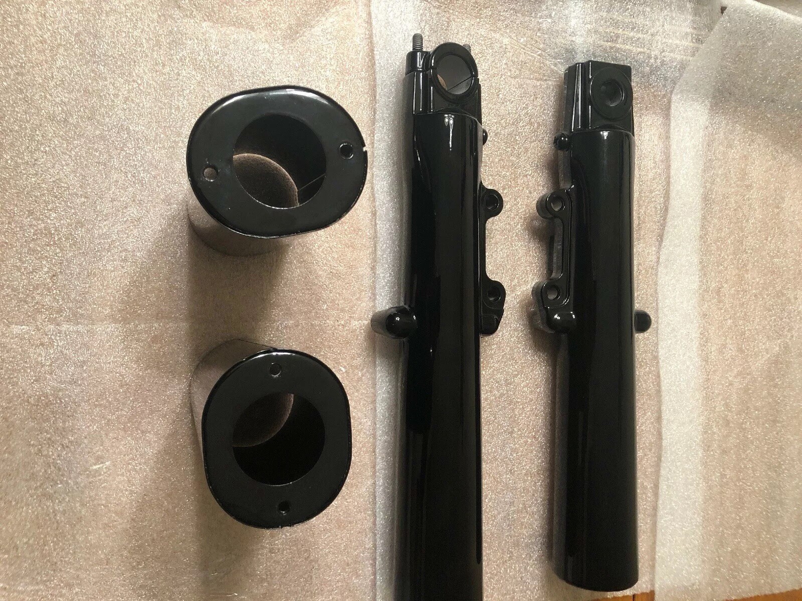 00-13 OEM Harley Street Glide Gloss Black 41mm Fork Sliders Lower Legs and Cans