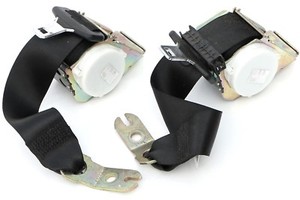 2 Sicherheitsgurte hinten BMW 5er E61 + LCI 520i - 550i + 520d - 535d Touring