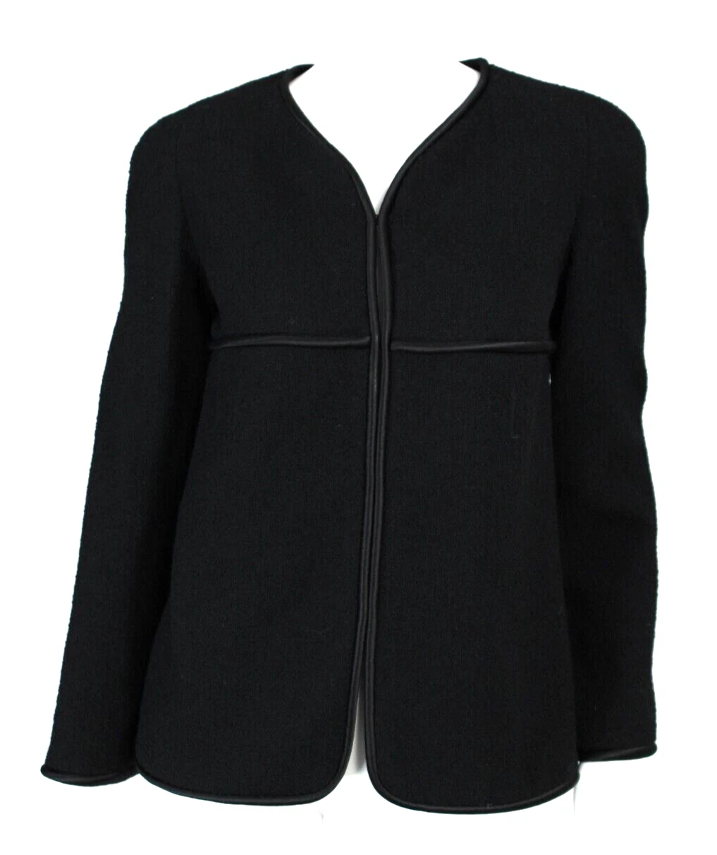 Giacca CHANEL 15A nera in tweed di lana e raso di seta con chiusura a tubino davanti 40