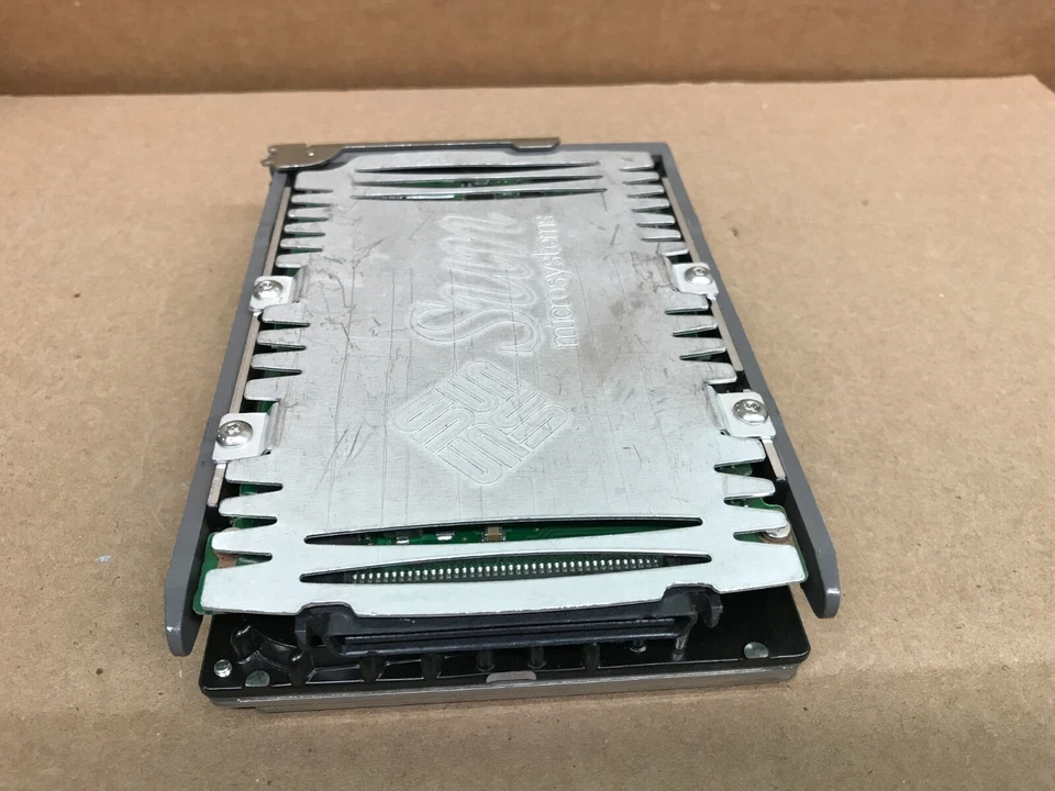 Sun ST373307LC SUN72G 10K 72gb Disk Drive 3900106-05 5403966-01 FW: 0707 - Image 3 of 3