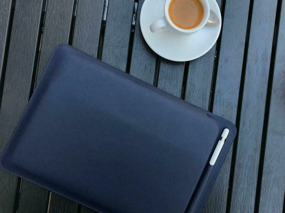 Genuine Apple Leather Sleeve Case for iPad Pro 10.5" & Air 3 - Midnight Blue - Image 2 of 4