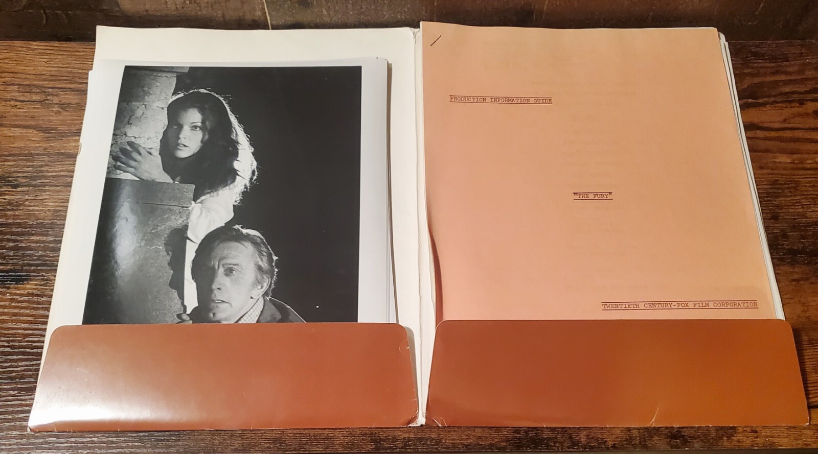 1978 "THE FURY" Brian DePalma Orig MOVIE PRESS KIT With (16) PHOTOS In Folder