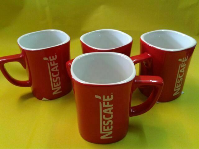 4 X NESCAFE COFFEE RED CUP MUG PREMIUM GIFT DHL FAST