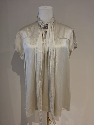 Jasper Conran Damen 100 % Seide Creme Muschi Schleife Knopf Bluse Größe 16