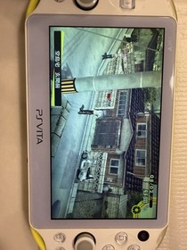 Sony PlayStation Vita Slim PS VITA Pch-2000 Lime Green CIB Console US SELLER