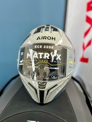 MXS38 Airoh MATRYX Scope Light Grey Gloss Road Helmet Size M