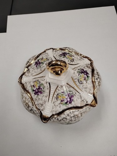 Vintage zierlich lila Veilchen Porzellan Schmuck Ring Box Deckel Gold Fuß USA - Bild 1 von 5