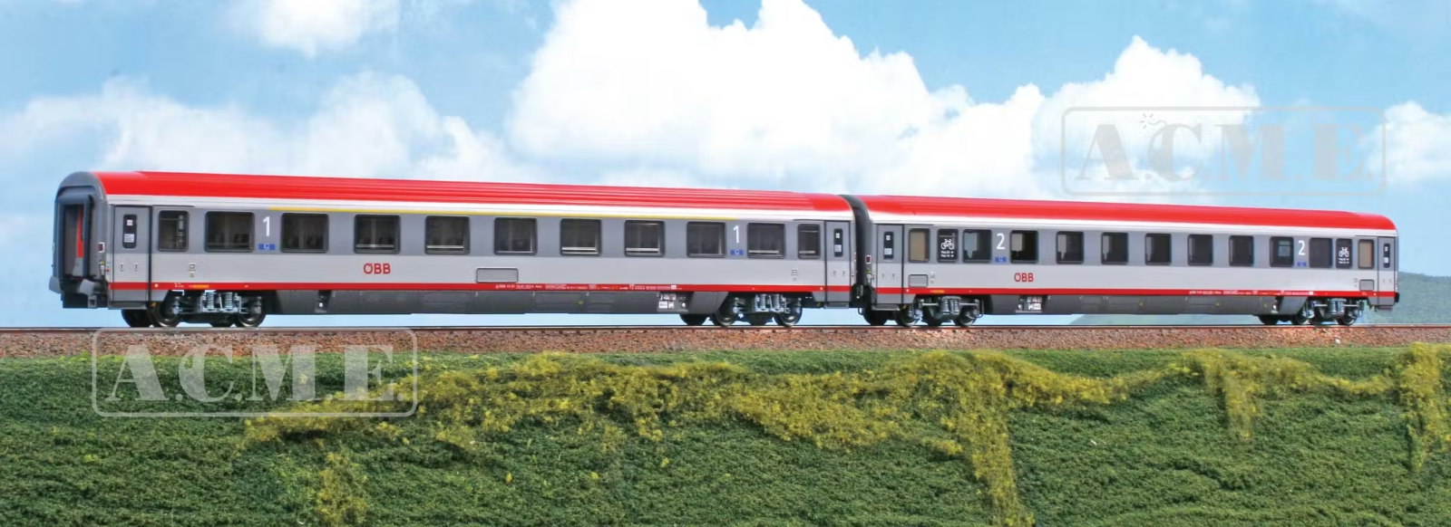 Acme 55377 Set 2 Coaches Before and Second Class Livery Red/Grey Dark Obb