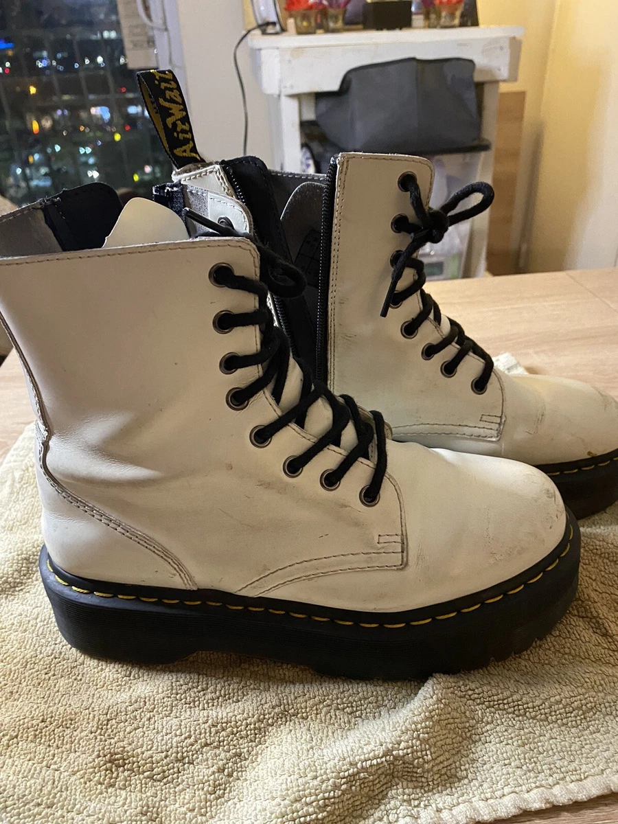 Dr martens best sale jadon boot white