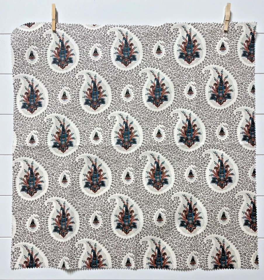 Fabulous Tilton Fenwick Duralee designer fabric "Zulla" pattern 26x26" cotton BR - Image 2 of 4