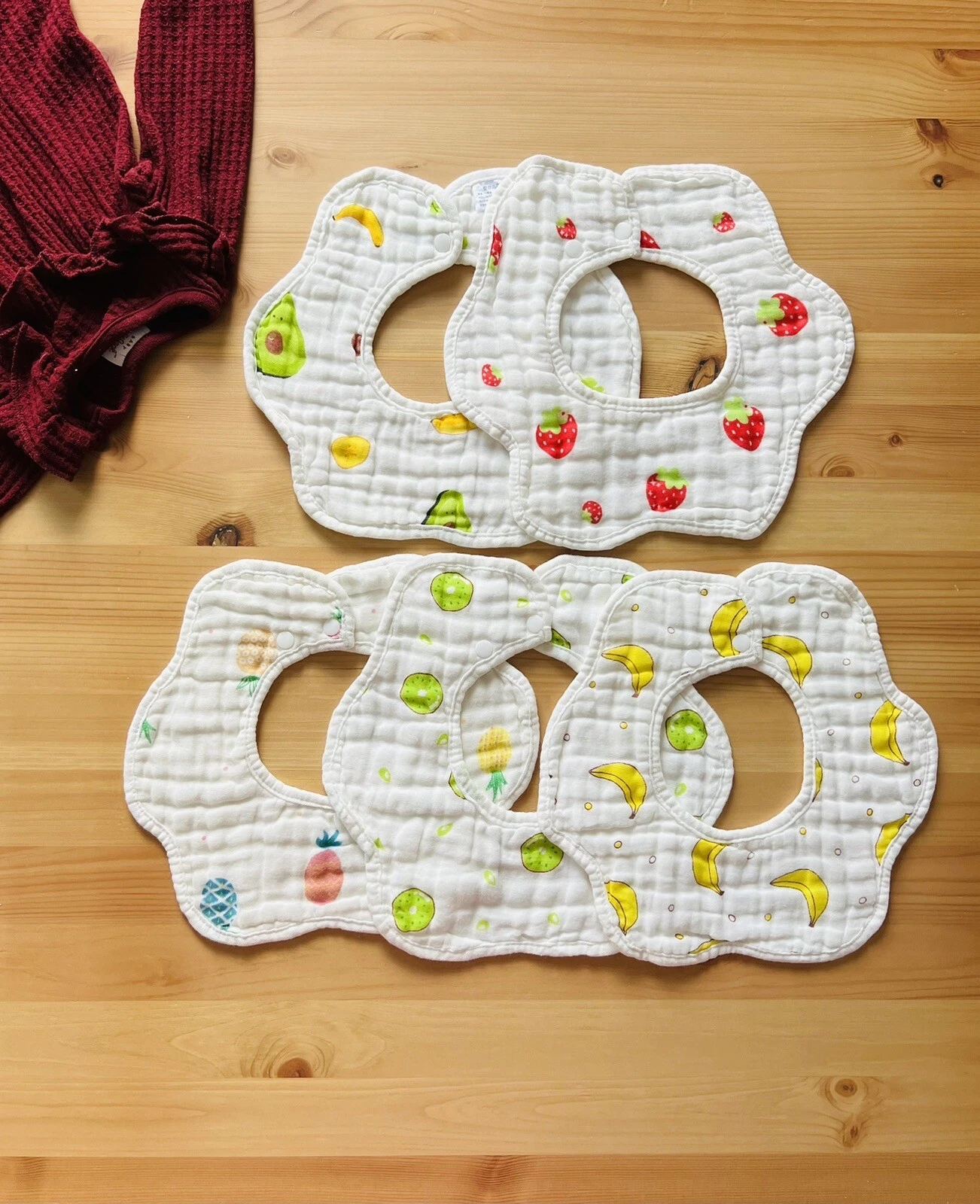 Set Of 5 Reversible Adjustable 100% Organic Cotton Baby/Toddler Bibs.