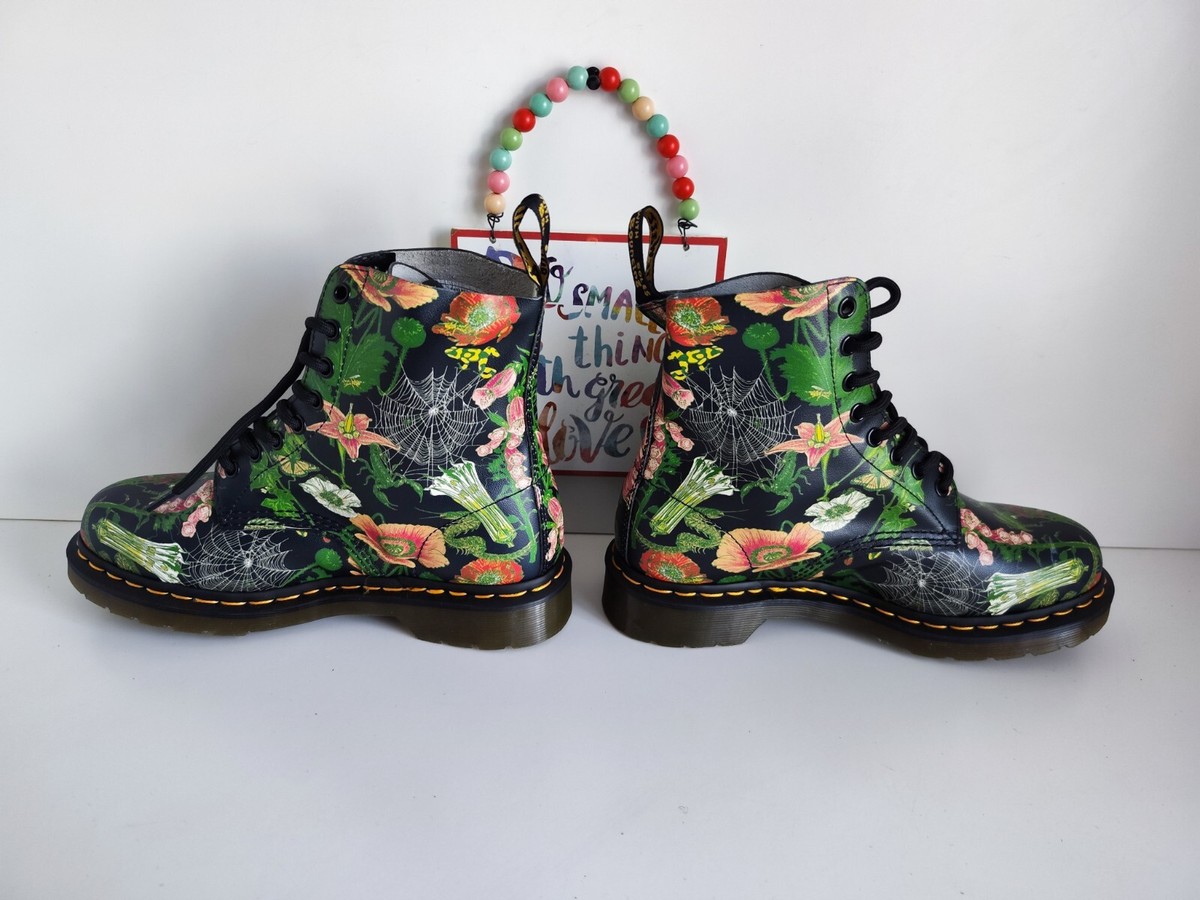 New Dr. Martens 1460 Pascal Wild Botanics backhand 8 hole boots