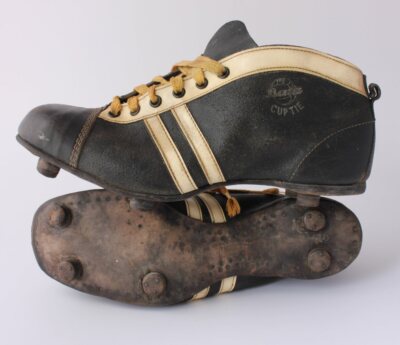 1950 football boots