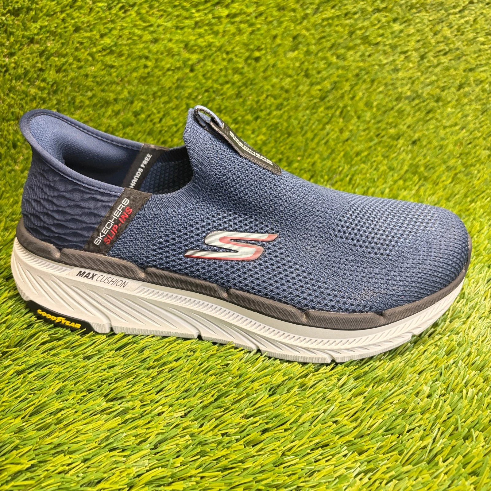Skechers Max Cushioning Premier 2.0 Mens Size 9EE Blue Athletic Shoes Sneakers