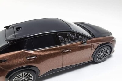 Lexus RZ 450e copper (Kyosho) 1:43