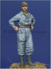 ALPINE MINIATURES 1:35 SET 35014 WWII RUSSIAN TANK CREW SET 2 FIGURES-4 HEADS 