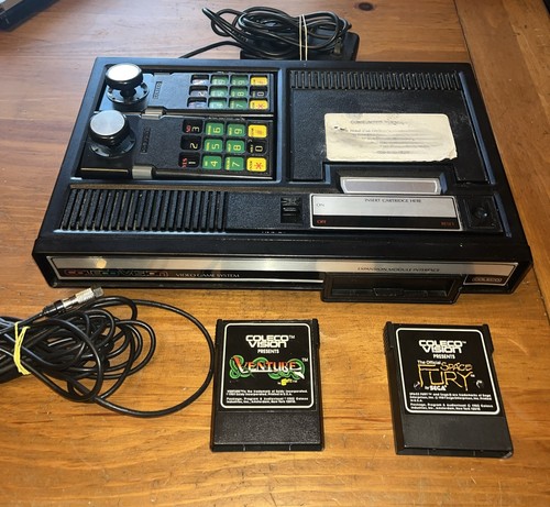 Colecovision Konsole mit Controllern und Spielen getestet - Bild 5 von 12