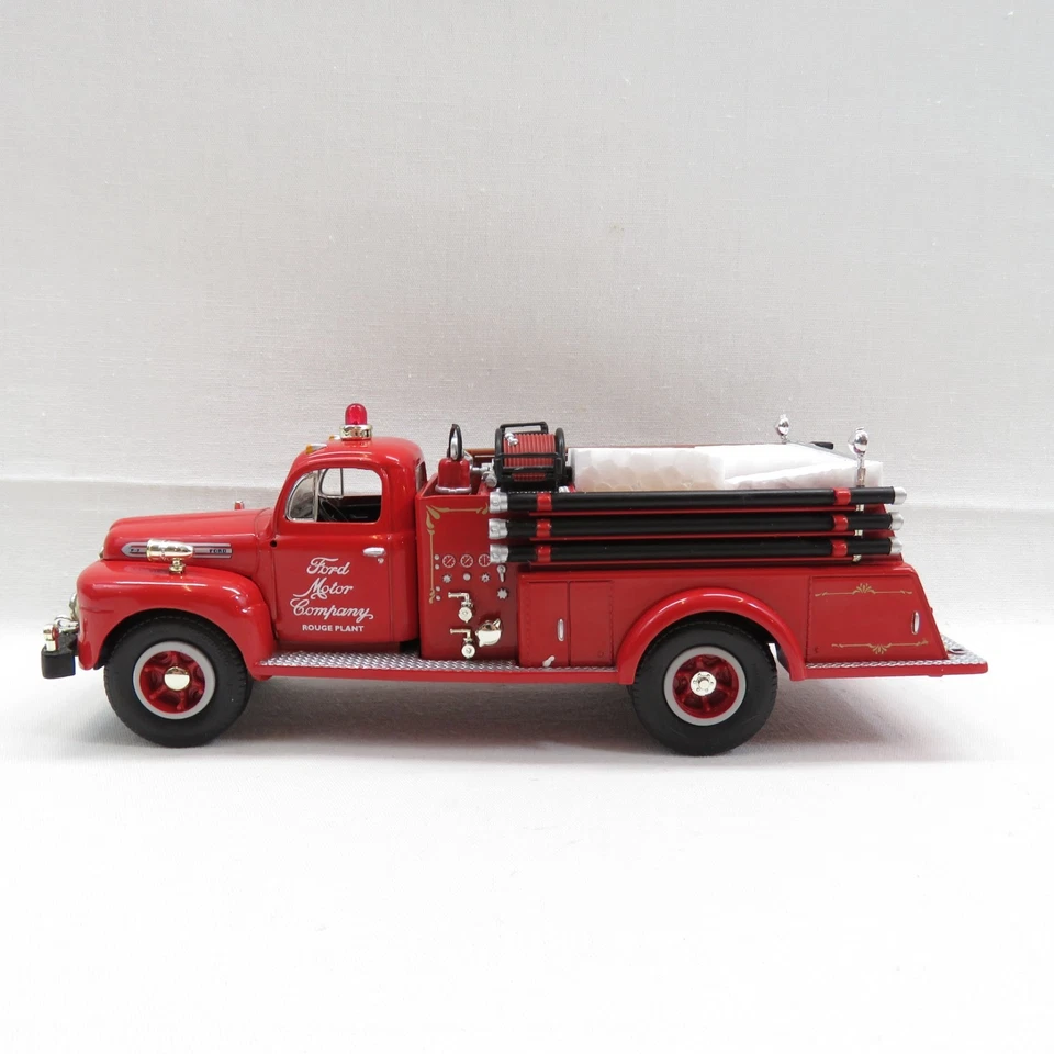First Gear 1951 Ford F-7 Fire Truck Ford Motor Company, Rouge Plant 1:34 19-1901 - Image 2 of 4
