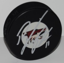 BRENDAN PERLINI signed (PHOENIX COYOTES) souvenir logo hockey puck W/COA