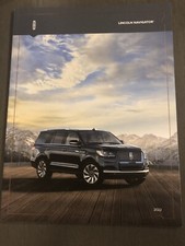 2022 LINCOLN NAVIGATOR 22-page Original Sales Brochure