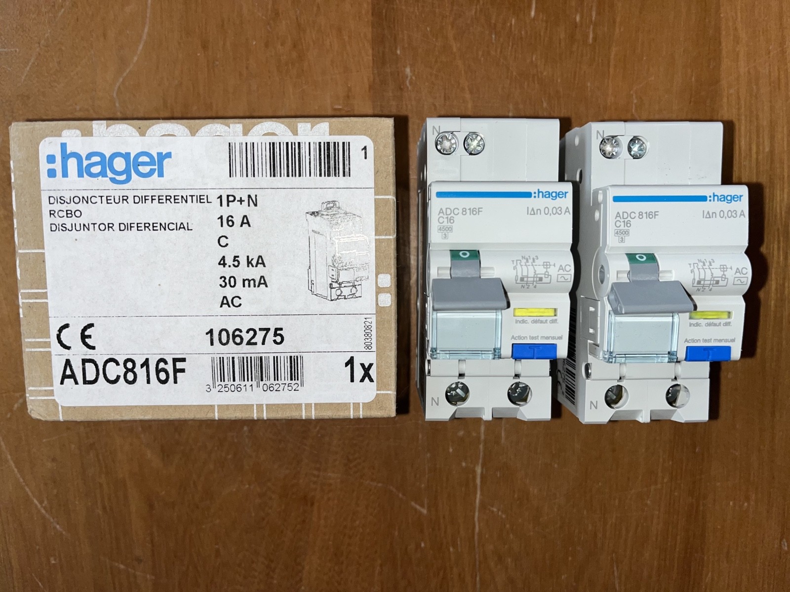 Disjoncteur différentiel bipolaire 16A 30mA Hager ADC816F 6kA pour tableau électrique