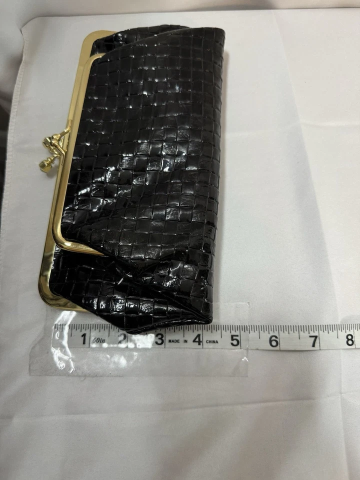 Cartera y monedero Nicole Lee Signature triple doble lateral Love dorado negro Foto 2 de 4