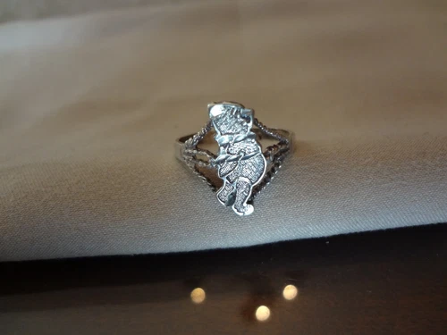 #239--VINTAGE STERLING SILVER  BEAR RING--925--SIZE--7.5