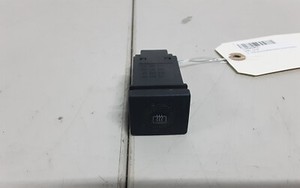 VW Golf 3 Vento (1H0) Facelift Heckscheibenheizungsschalter 1H6959621