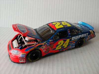 Jeff Gordon 2003 Looney Tunes Back in Action Dupont Chevy 1/24