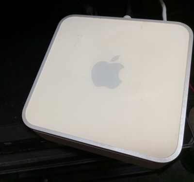 Apple Mac mini Desktop WITH power adapter & Software- MA206LL/A