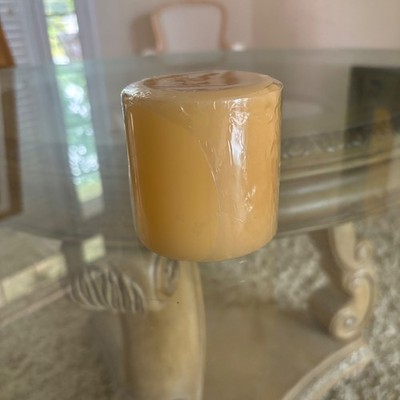 White Barn Candle Company PEONY 15 oz Candle Discontinued 40 Hours Burn Time