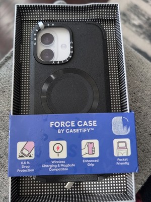 CASETiFY Force Case With MagSafe For Apple iPhone 17 Black OPEN