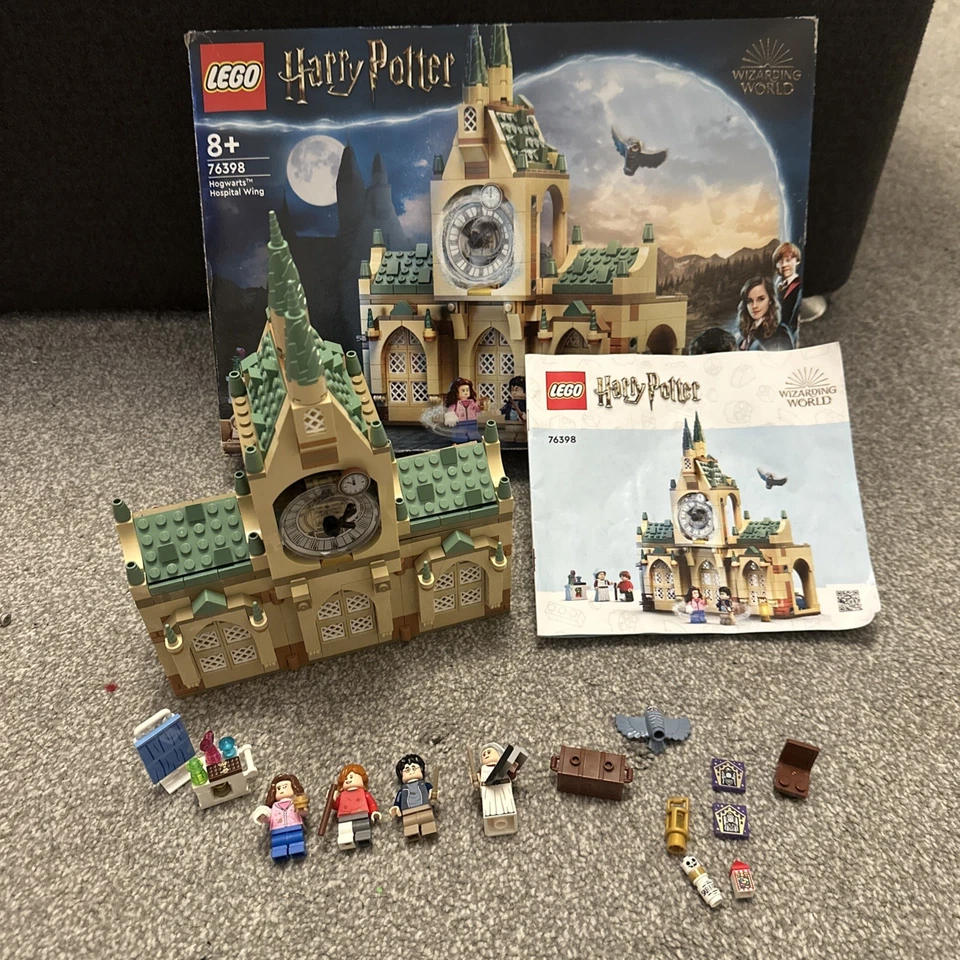LEGO Harry Potter 76398 Hogwarts Hospital Wing, photo 1 of 5